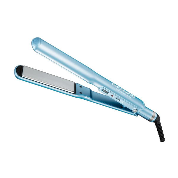 Plancha Alisadora Profesional BNT9558UZ Nano Titanium BABYLISS 32 mm