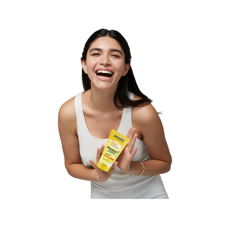 Gel de Limpieza Garnier Express Aclara Efecto Hidratante Vitamina C